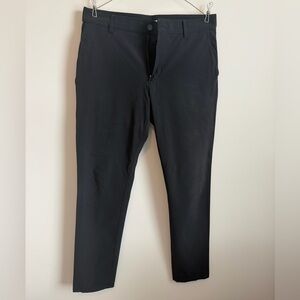 RHONE Men's Black Slim Resort Pants